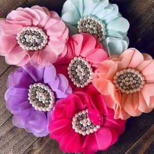 Set of 6 Colorful Floral Hair Clips Set